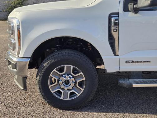 2025 Ford F-250 Lariat