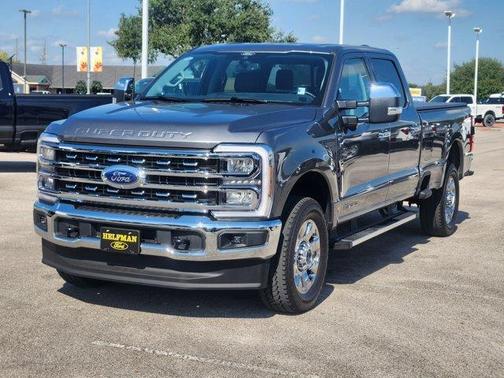 2025 Ford F-350 Lariat Super Duty