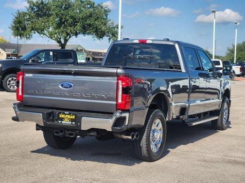 2025 Ford F-350 Lariat Super Duty