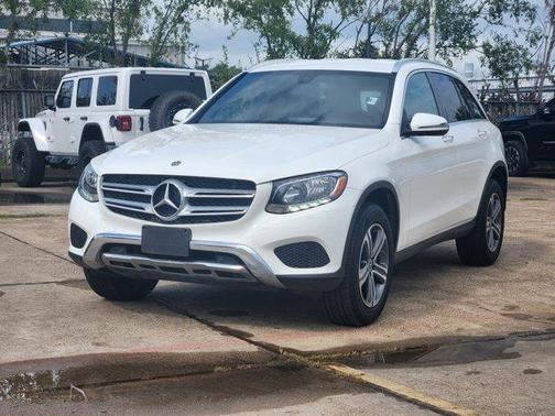 Polar White 2019 Mercedes-Benz GLC 300 Base