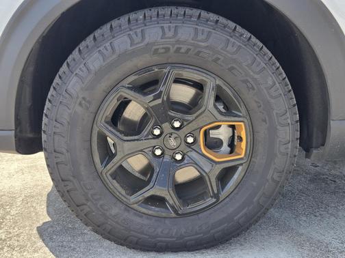 Space White Metallic 2026 Ford Explorer Tremor