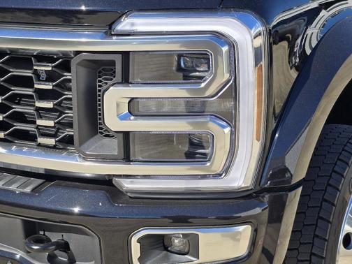 2026 Ford F-450 Platinum