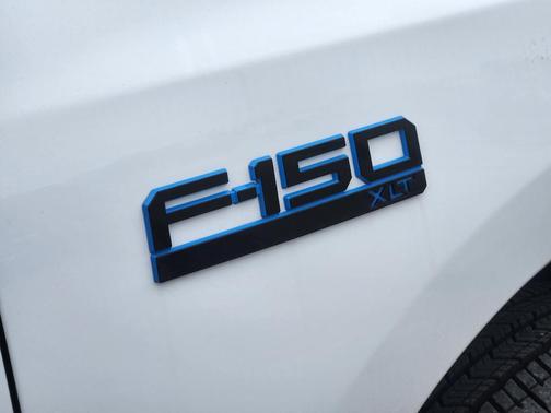 2025 Ford F-150 Lightning XLT