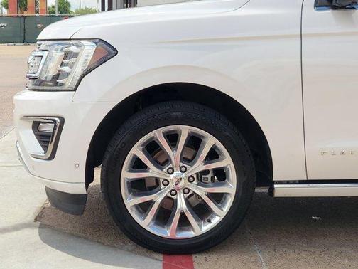 White Platinum Tri-Coat Metallic 2018 Ford Expedition Max Platinum