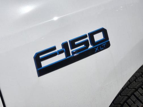 2025 Ford F-150 Lightning XLT