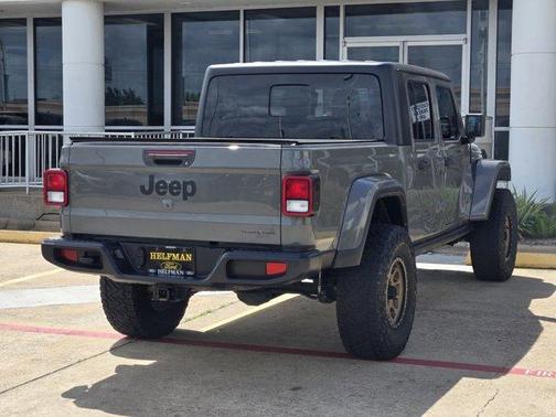 Sting Gray Clearcoat 2022 Jeep Gladiator Texas Trail