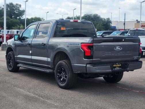 2025 Ford F-150 Lightning XLT