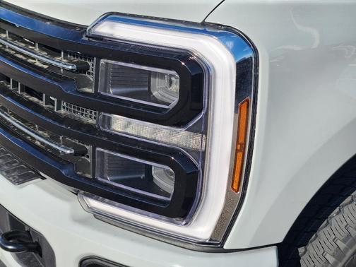 2026 Ford F-250 Platinum