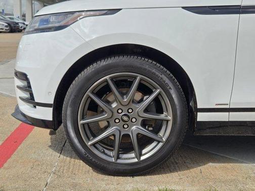Fuji White 2021 Land Rover Range Rover Velar R-Dynamic S