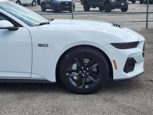 2025 Ford Mustang GT