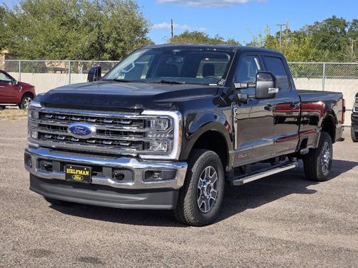 Agate Black Metallic 2026 Ford F-350 Lariat Super Duty