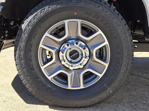 2026 Ford F-250 Lariat