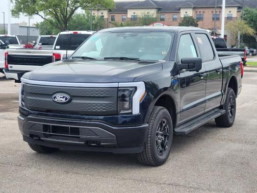 2025 Ford F-150 Lightning XLT