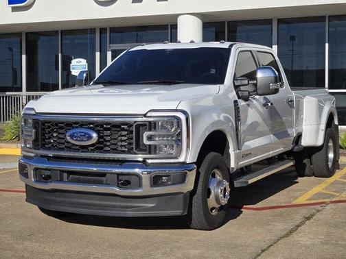 2025 Ford F-350 Lariat Super Duty