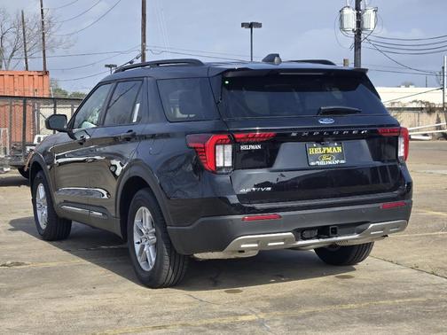 2026 Ford Explorer 