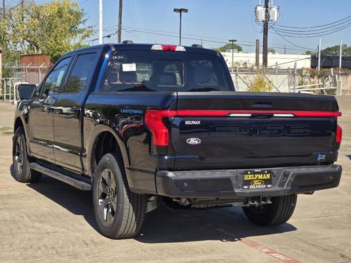 2025 Ford F-150 Lightning LARIAT
