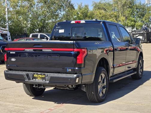 2025 Ford F-150 Lightning LARIAT