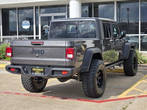 2020 Jeep Gladiator Sport