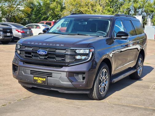 2025 Ford Expedition Active