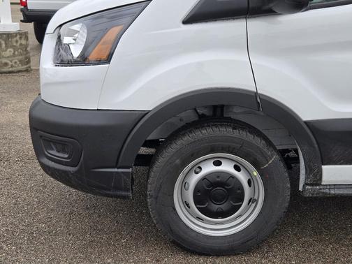 2026 Ford Transit-250 148 WB Medium Roof Cargo