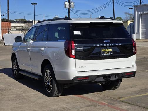 2026 Ford Expedition Active