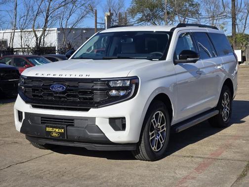 2026 Ford Expedition Active