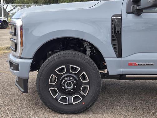 2026 Ford F-350 Platinum