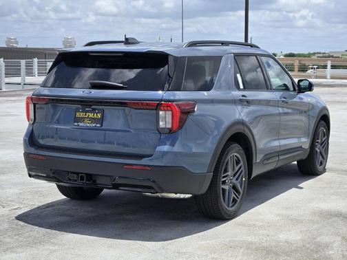 Vapor Blue Metallic 2026 Ford Explorer ST-Line