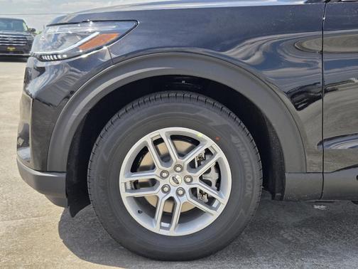 Agate Black Metallic 2026 Ford Explorer Active