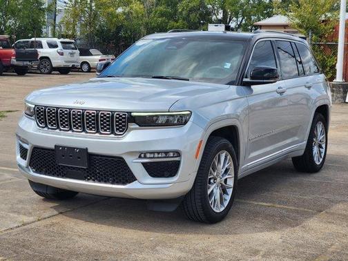 2025 Jeep Grand Cherokee Summit