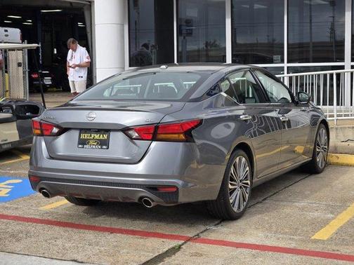 2023 Nissan Altima 2.5 SL