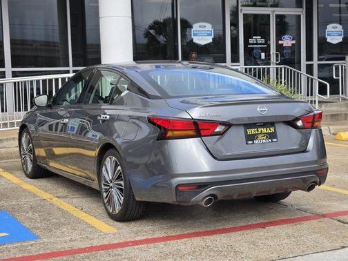 2023 Nissan Altima 2.5 SL