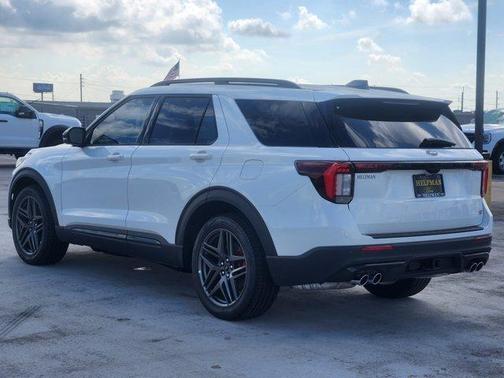 2025 Ford Explorer ST