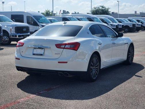 2017 Maserati Ghibli S