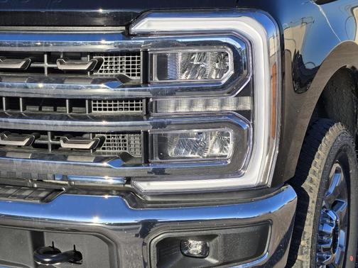 Agate Black Metallic 2026 Ford F-250 King Ranch