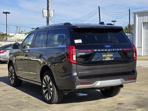 2025 Ford Expedition Platinum