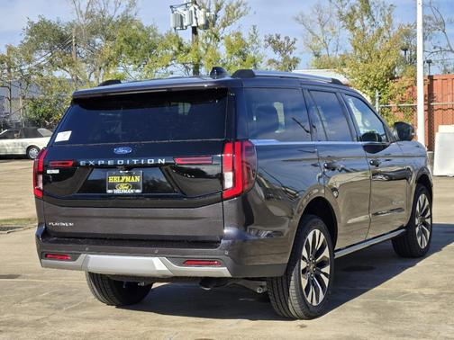 2025 Ford Expedition Platinum