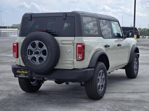 Desert Sand 2026 Ford Bronco Big Bend