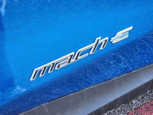 2025 Ford Mustang Mach-E Select