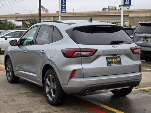 2023 Ford Escape ST-Line Select