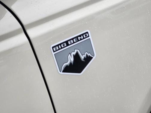 Desert Sand 2025 Ford Bronco Big Bend
