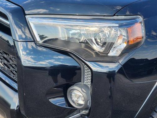2021 Toyota 4Runner Venture