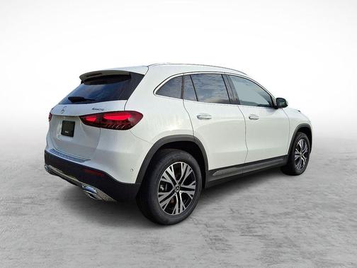2025 Mercedes-Benz GLA 250 Base 4MATIC