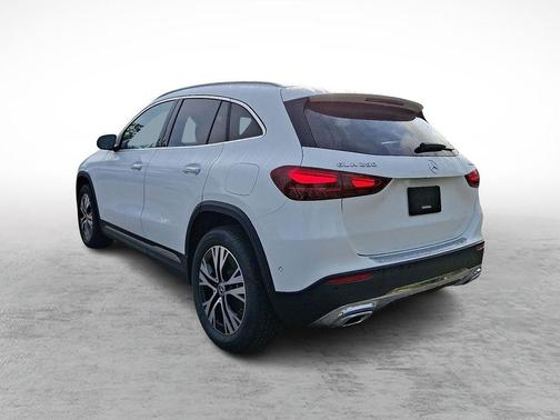 2025 Mercedes-Benz GLA 250 Base 4MATIC