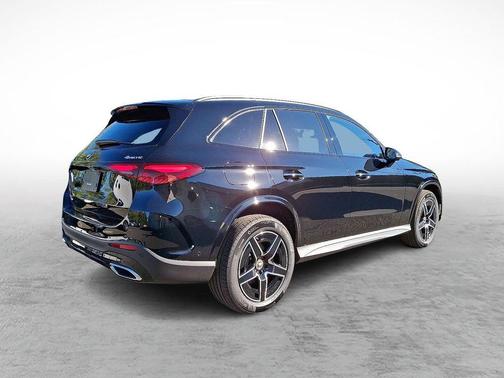 2026 Mercedes-Benz GLC 300 Base 4MATIC