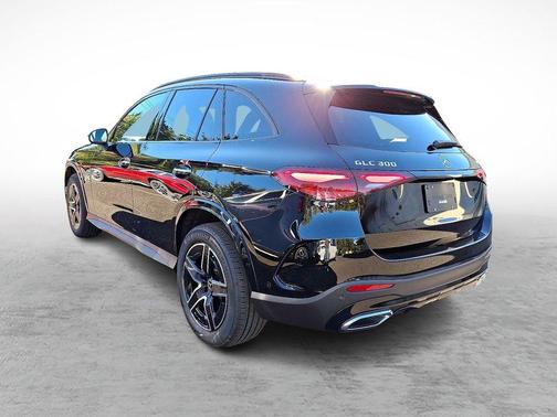 2026 Mercedes-Benz GLC 300 Base 4MATIC