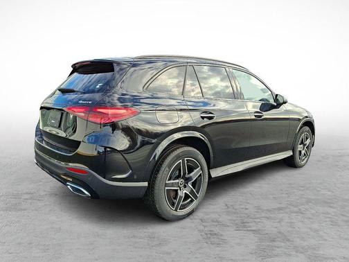 2026 Mercedes-Benz GLC 300 Base 4MATIC