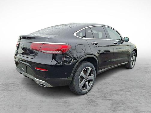 2022 Mercedes-Benz GLC 300 4MATIC Coupe