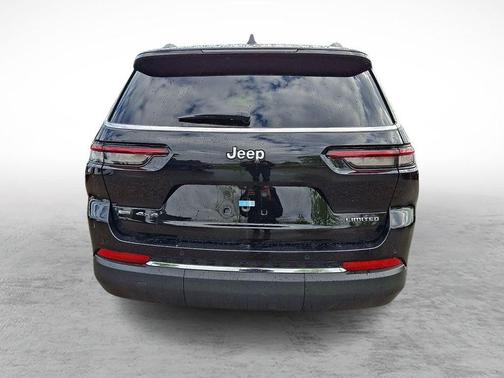 Diamond Black 2022 Jeep Grand Cherokee L Limited