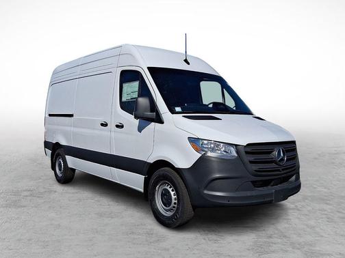 Arctic White 2026 Mercedes-Benz Sprinter 2500 Standard Roof